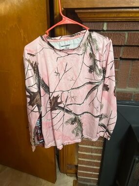 Realtree Women’s Pink Camo Long Sleeve Shirt Large Hunting Outdoor